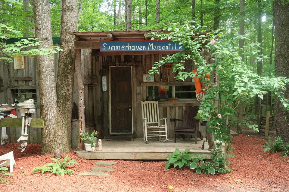 Cataract Lake Cabins