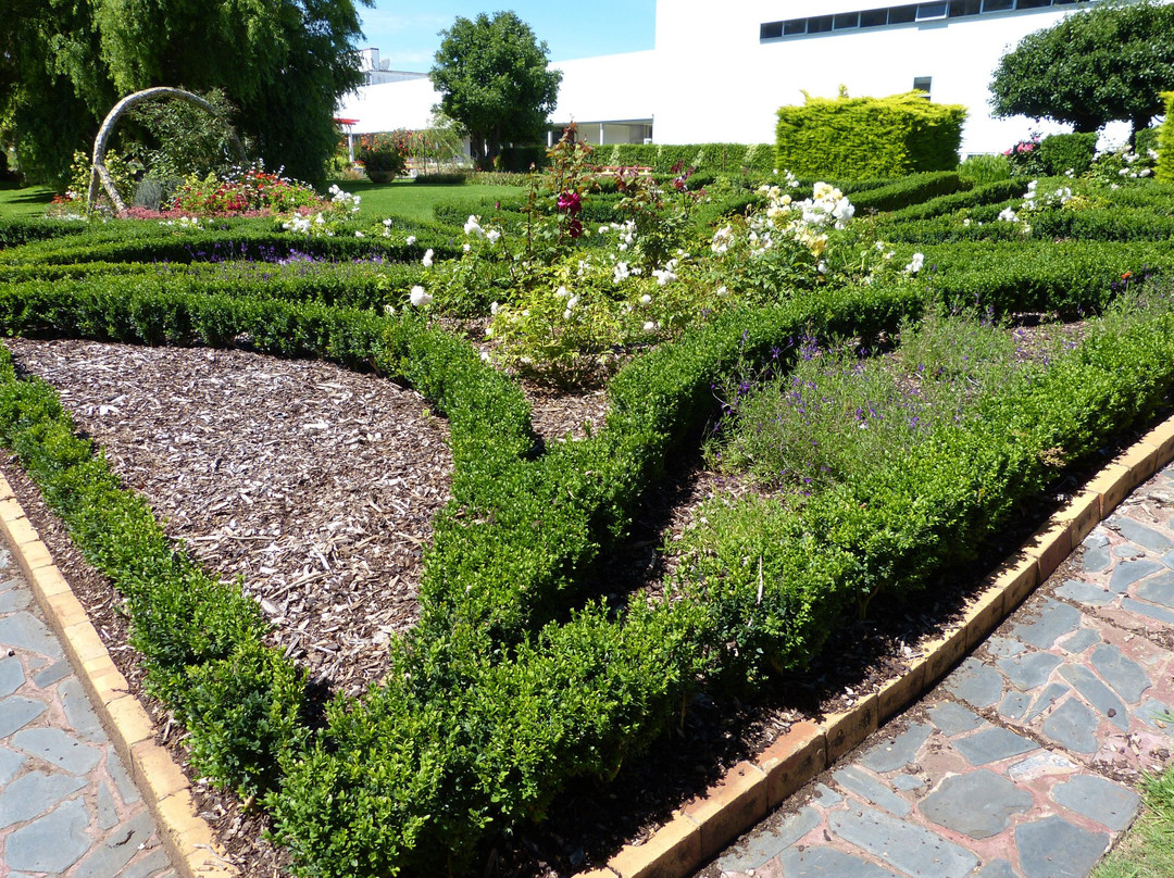 Fletcher Jones Market