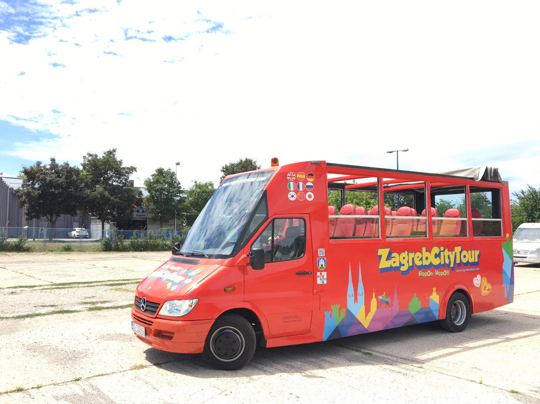 Hop-On Hop-Off Zagreb City Tour-萨格勒布必去景点