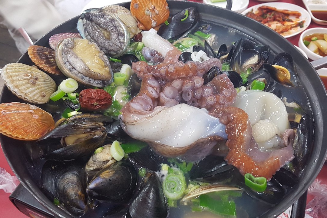 东海市餐馆和美食-Hongdae Po
