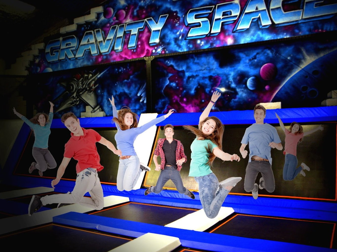 Gravity Space Trampoline Park景点图片