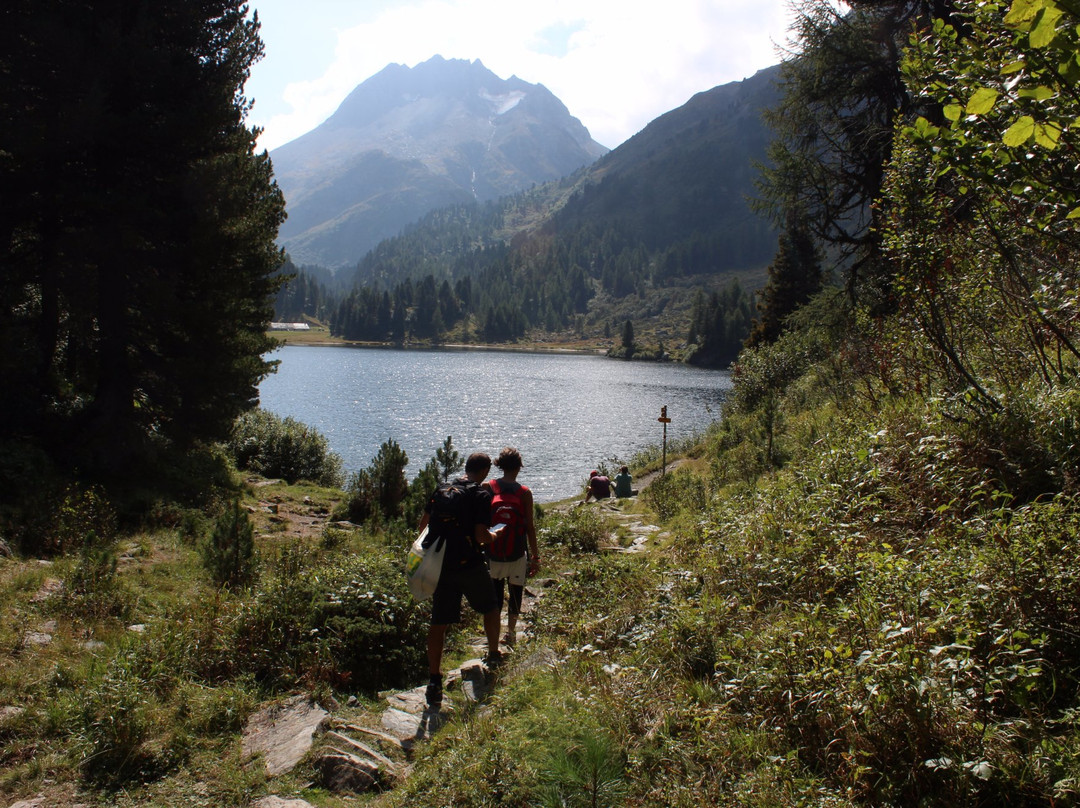 Lago del Cavloc-Bregaglia必去景点