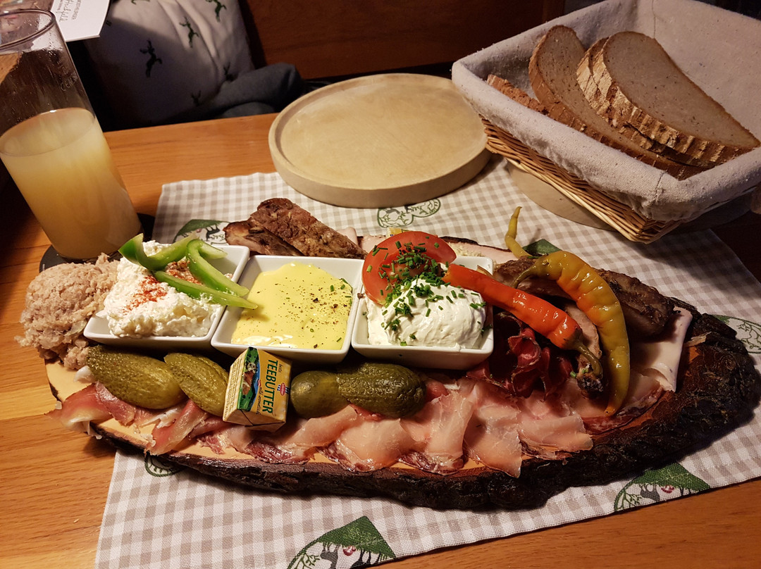 Sankt Marienkirchen an der Polsenz餐馆和美食-Am Hochfeld