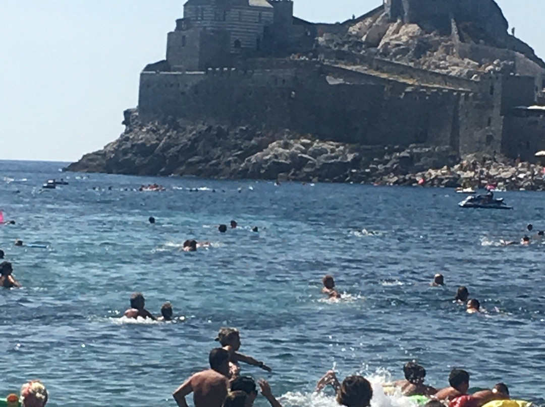 Piscina Naturale Portovenere  E Palmaria-韦内雷港必去景点