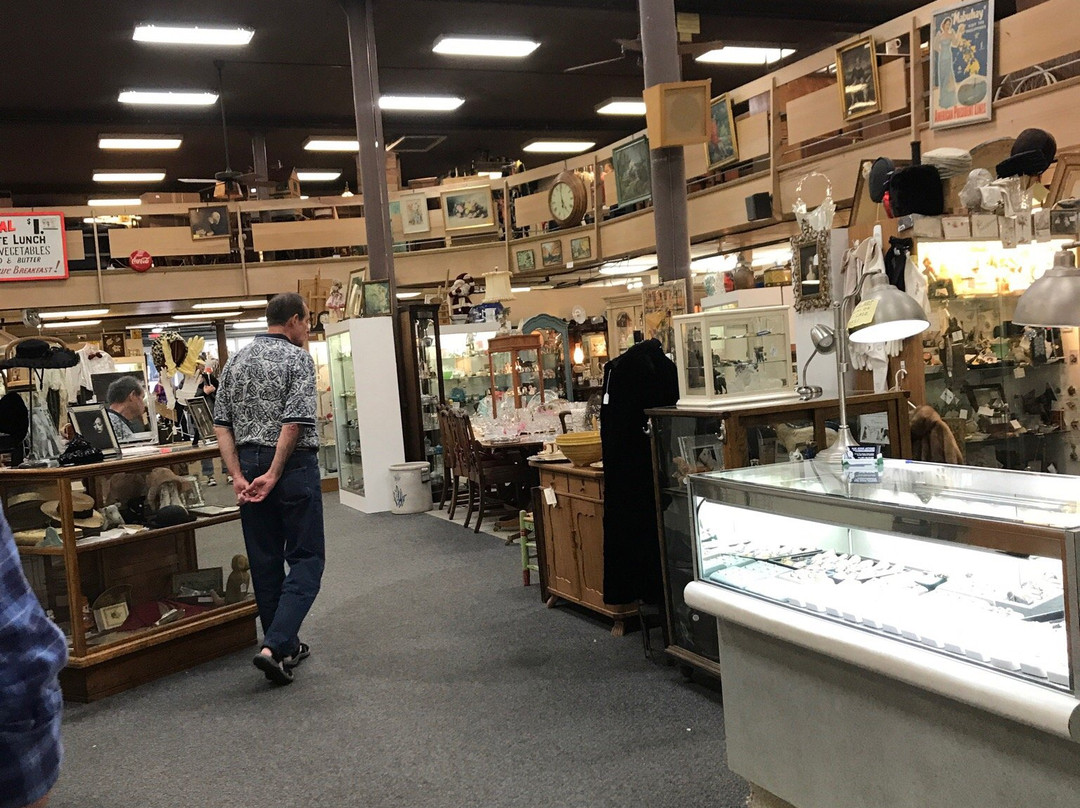 Mid-Town Antique Mall-斯蒂尔沃特必去景点