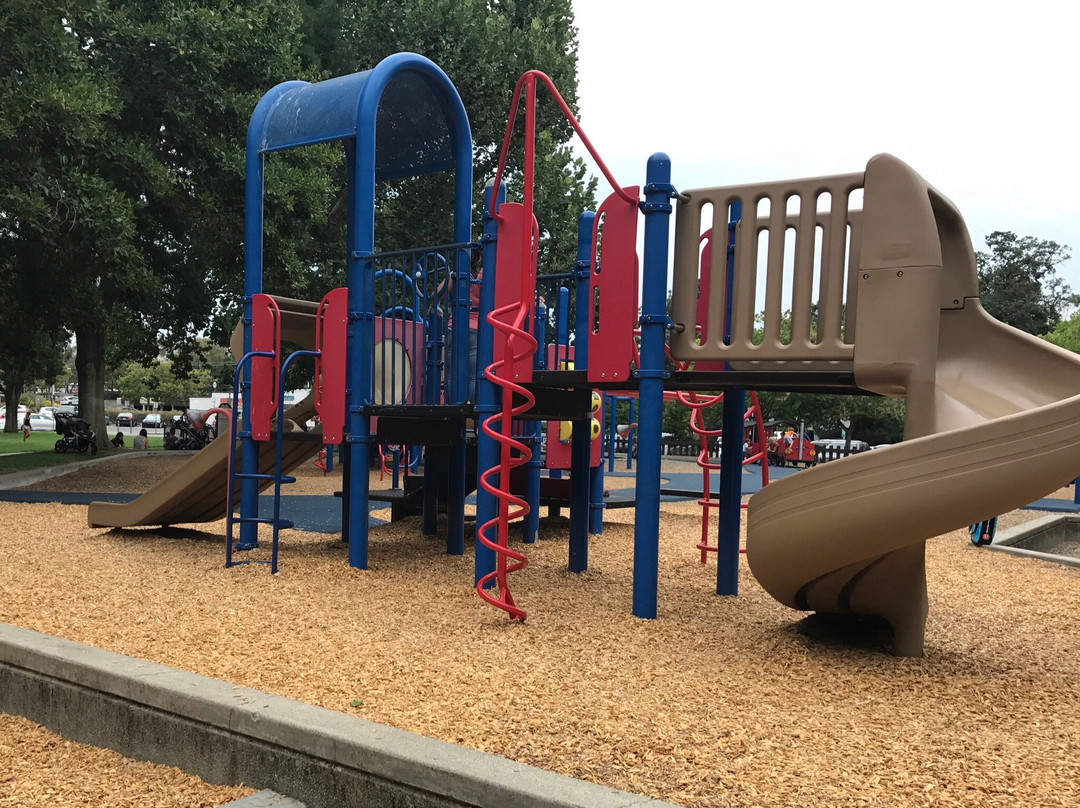 Civic Park-核桃溪必去景点