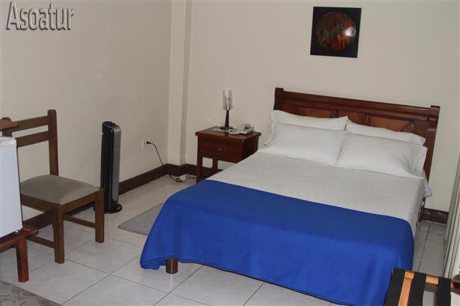 Hotel Gran Via主图