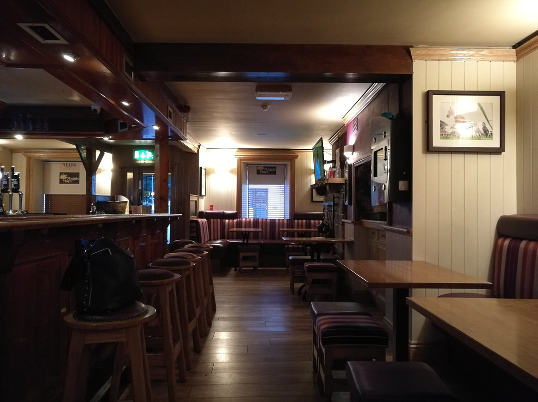 Maggie May's Bar & Restaurant-Loughrea必去景点