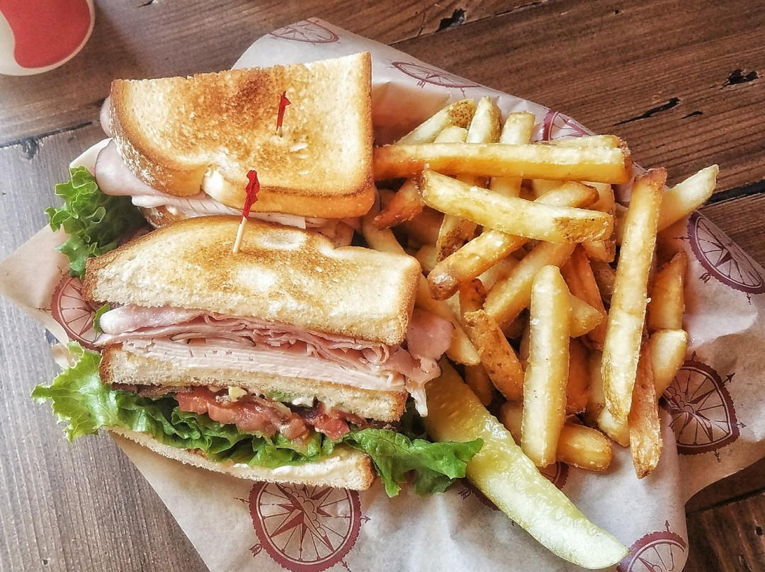 Skyforest餐馆和美食-St. Nick's Patio & Grille