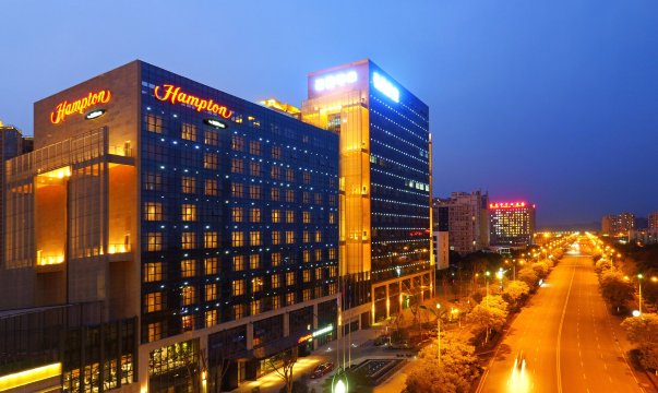 遂宁河东新区希尔顿欢朋酒店-浴室