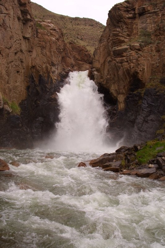 33 Parrots Waterfall-Naryn必去景点