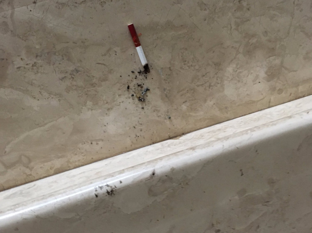 颐景国际酒店主图