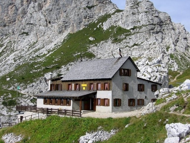 Rifugio Sonino al Coldai