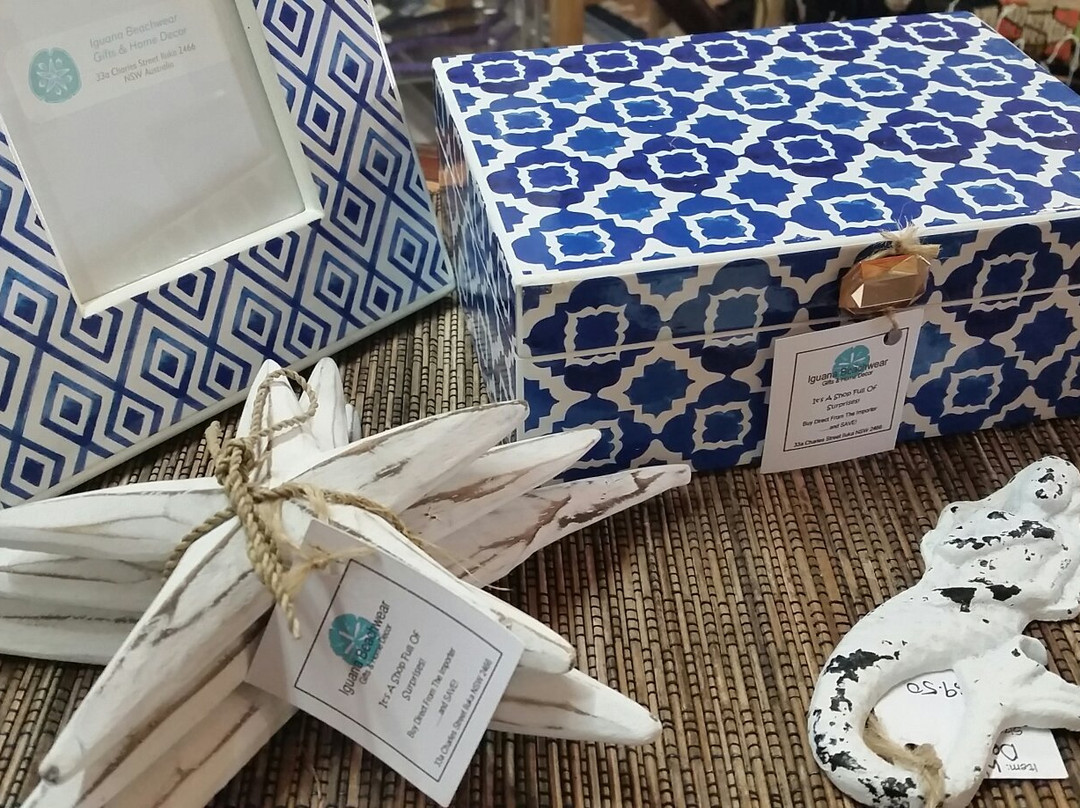 Iguana Beachwear Gifts & Home Decor景点图片