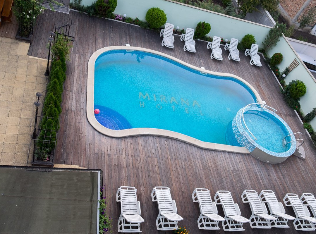 Mirana Family Hotel主图