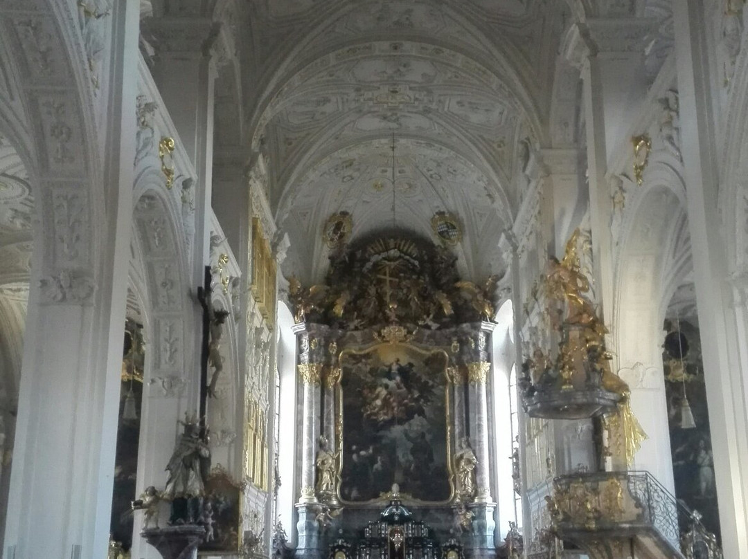 Hofkirche "Zu Unserer Lieben Frau"景点图片