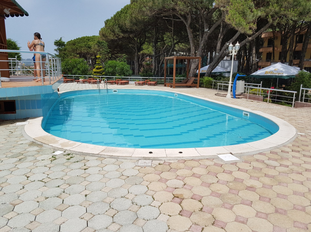 Hotel Kastrati主图