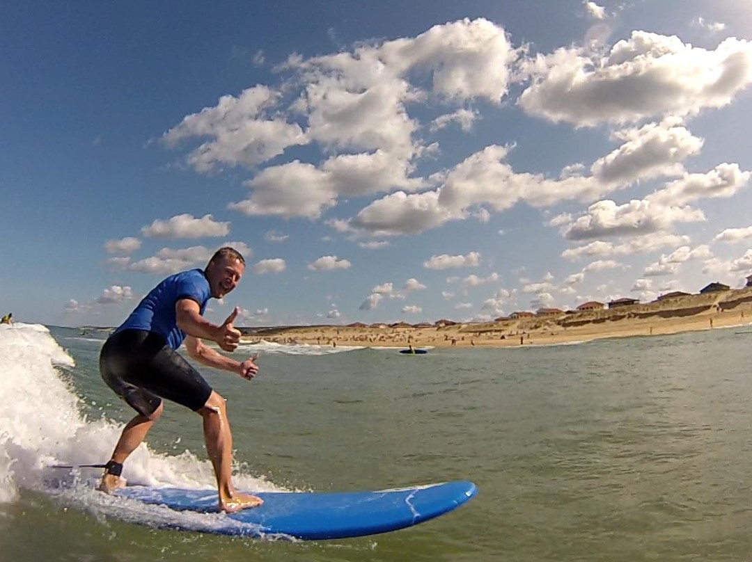 MAX RESPECT ST GIRONS Surfschool景点图片