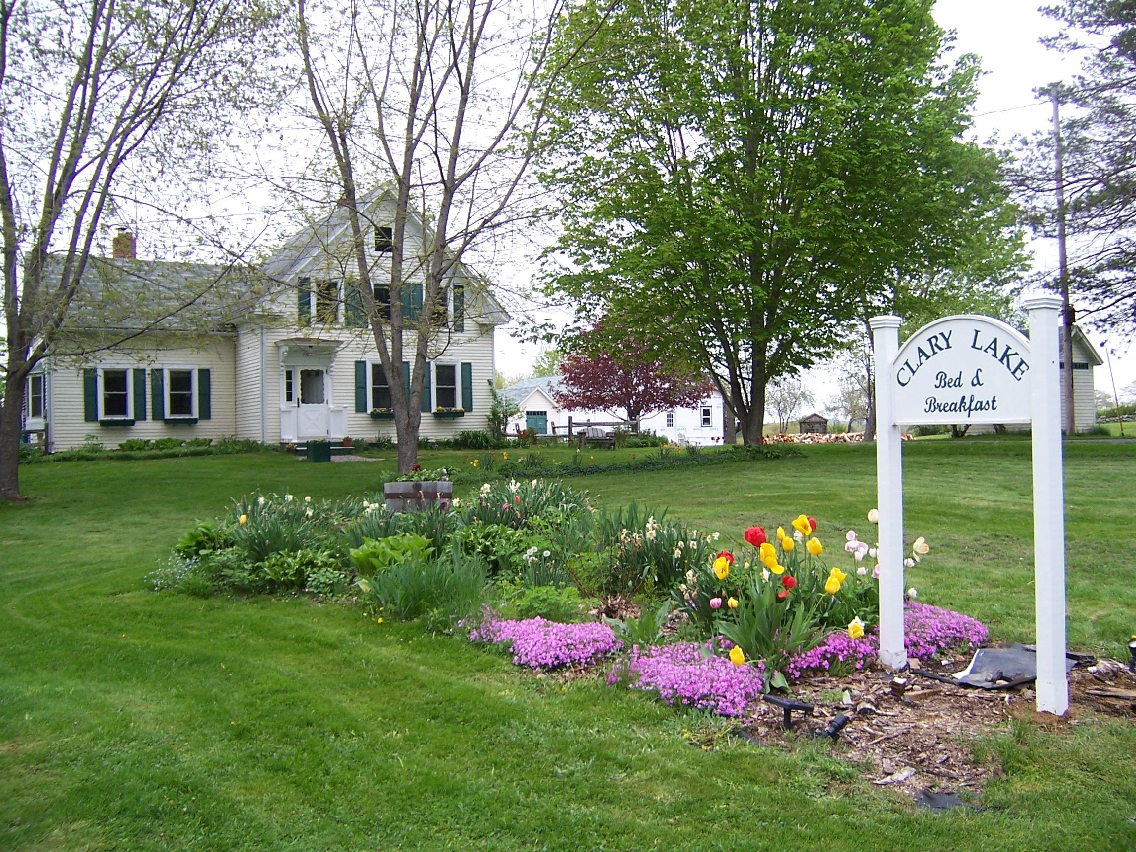 Clary Lake Bed and Breakfast-官方