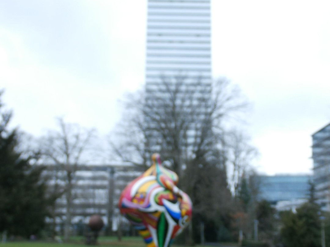 Birsfelden旅游景点-Roche Tower