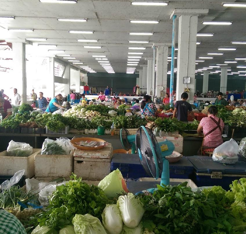 Talad Yai Morning Market景点图片