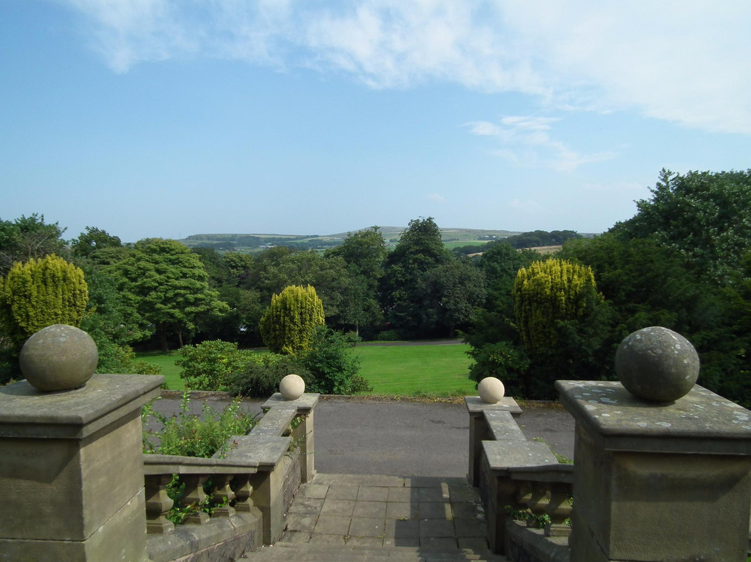 Haworth Art Gallery景点图片