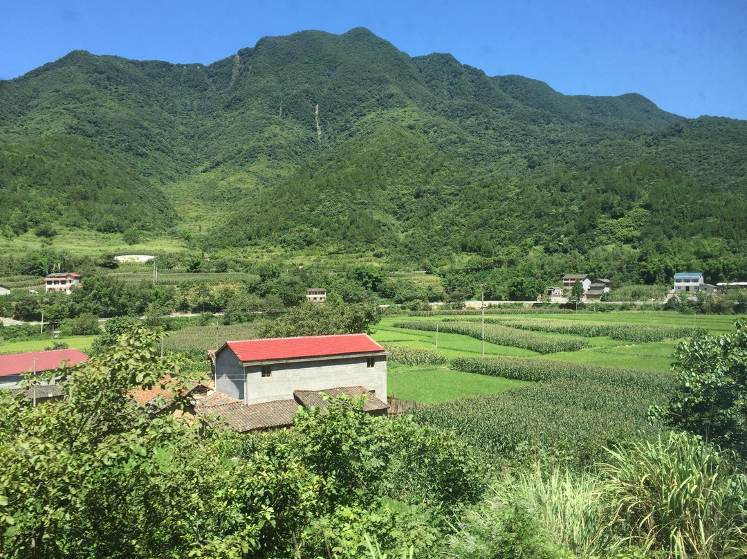 凝祥寺商业街-绵阳市必去景点