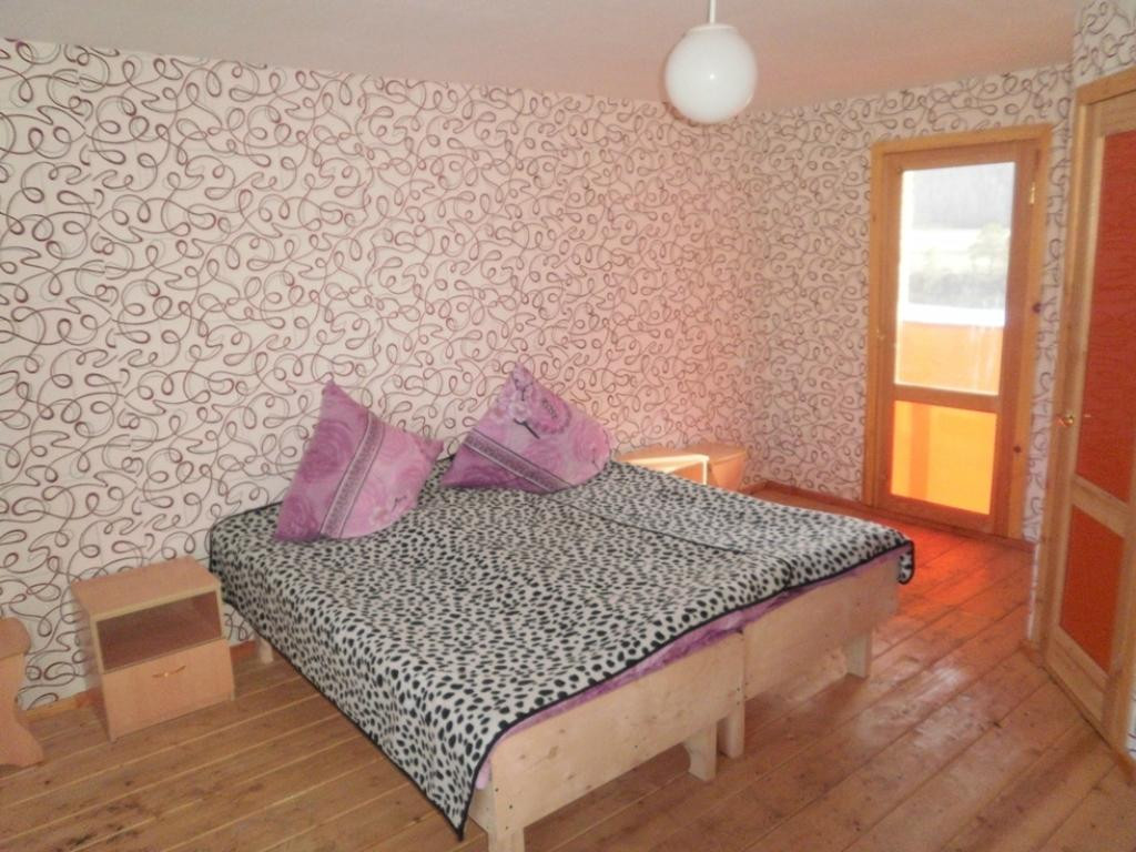 Lazurny Bereg