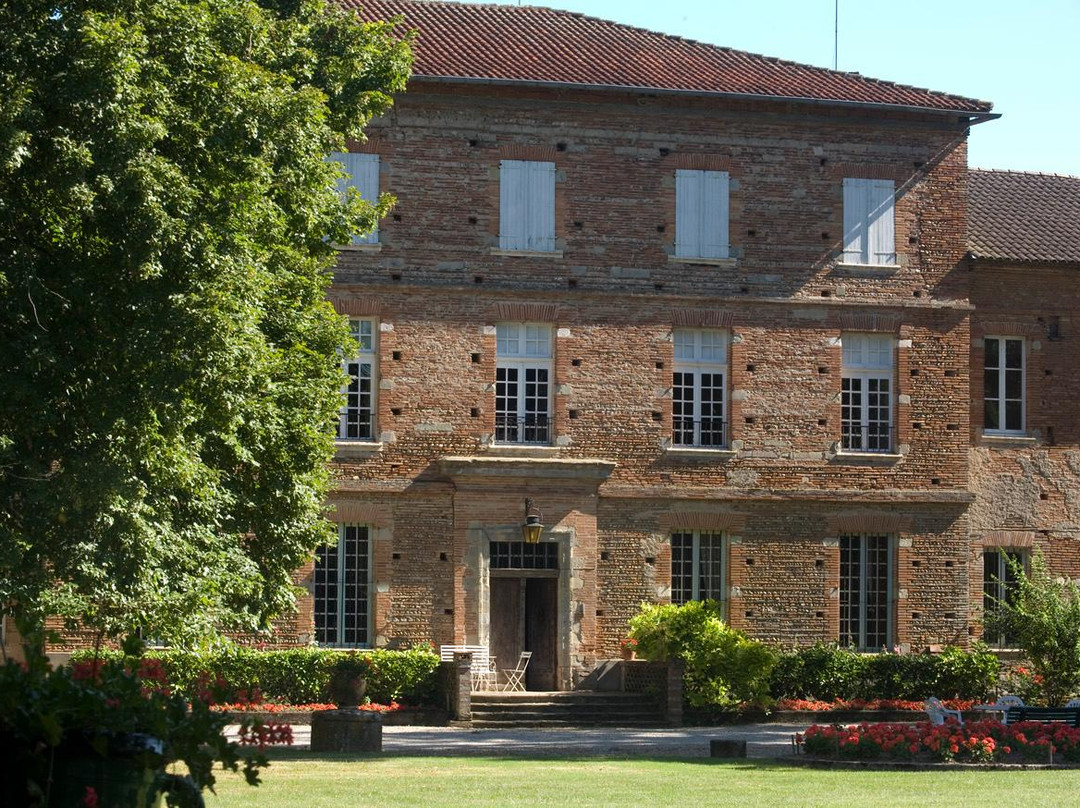 Château Lastours景点图片