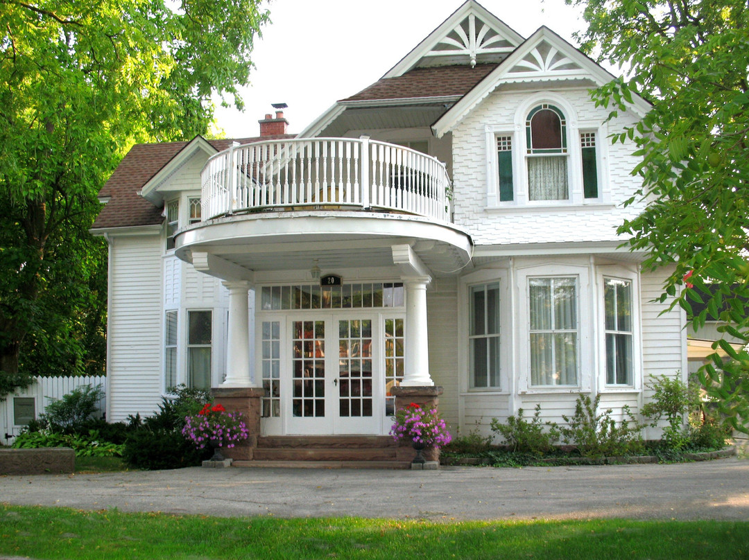 Sebringville酒店住宿-Caledonia House B&B