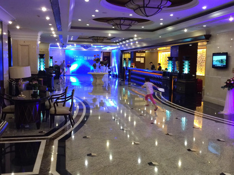 卓思道酒店主图