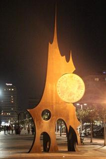 Monumento a la Peseta景点图片