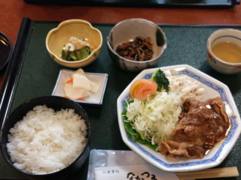 お食事処 なかつる