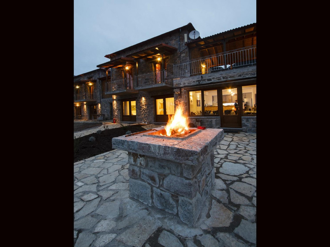 Kalyvia Livadiou酒店住宿-Livadi Suites