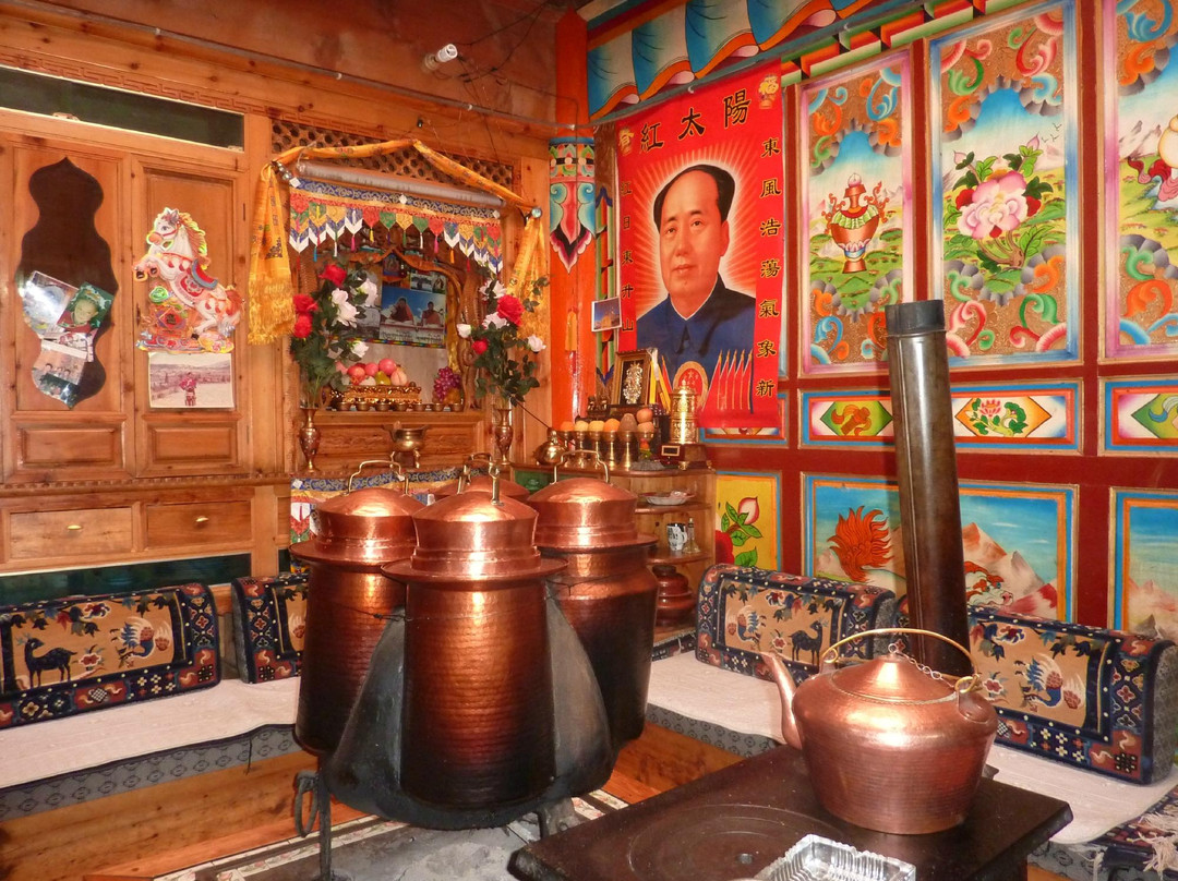 香格里拉中心镇教堂-香格里拉县必去景点