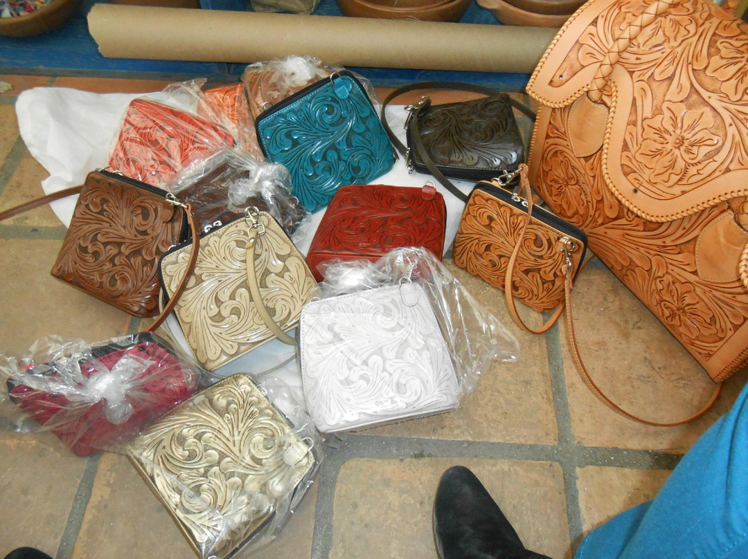 Casa Catalina y Galeria-托多斯桑托斯必去景点