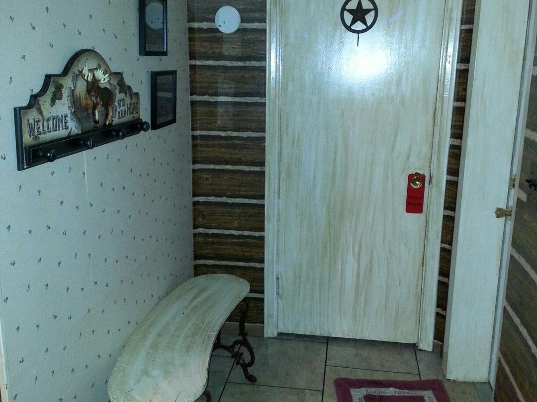 National Trail Motel主图