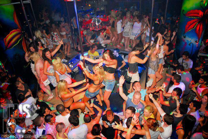 Starsky's Club-阿依纳帕必去景点