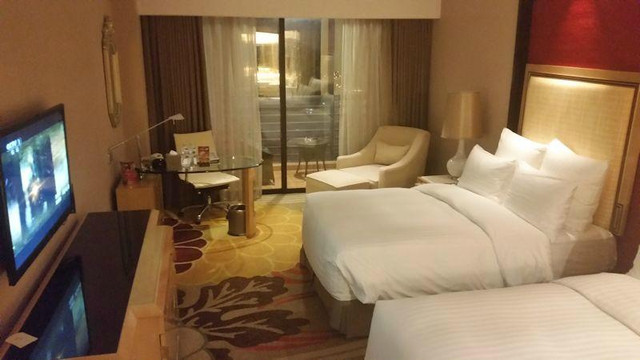 永恒朗悦酒店（南宁动物园广西大学地铁站店）主图