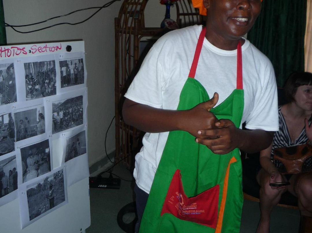 Social Impact Tours-蒙罗维亚必去景点