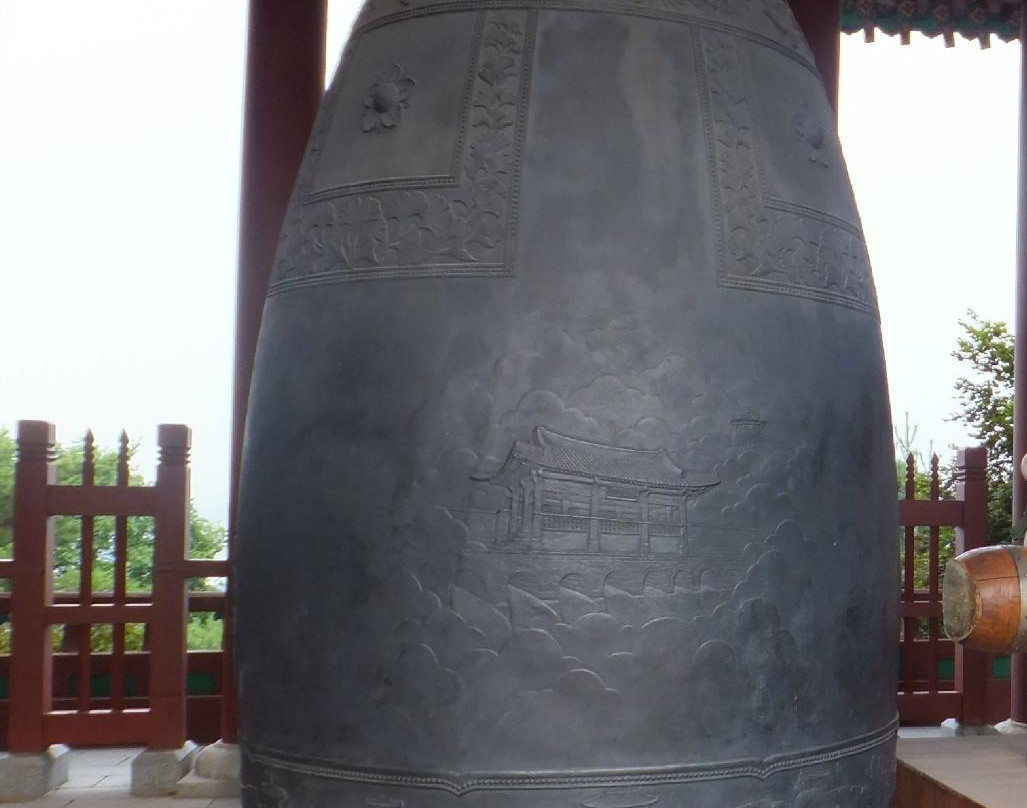 Hyowon’s Bell-水原市必去景点