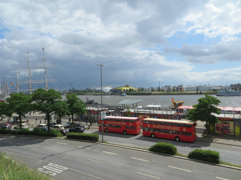 Hamburger Stadtrundfahrt - Die Roten Doppeldecker-汉堡必去景点