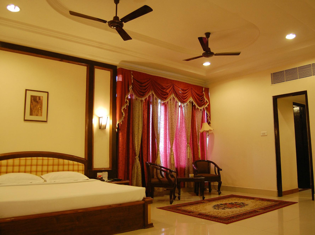 Hotel Rudra Continental主图