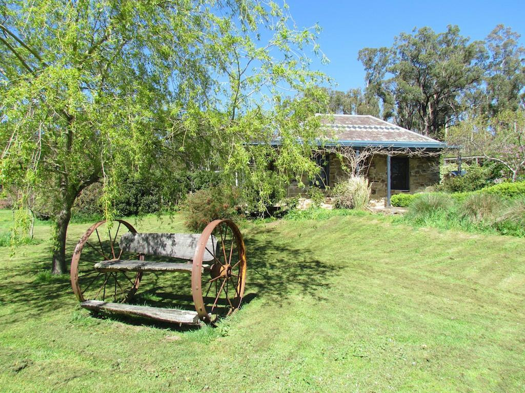 Hollow Log Estate