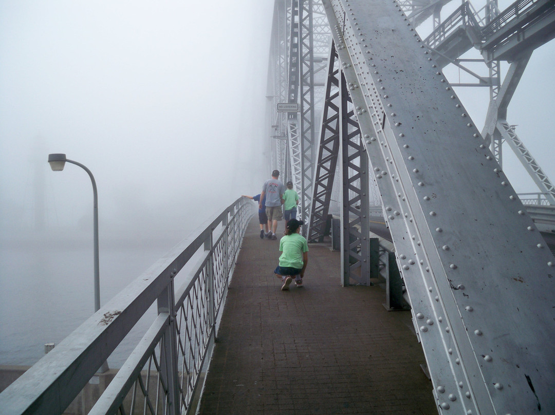 Aerial Lift Bridge-德卢斯必去景点