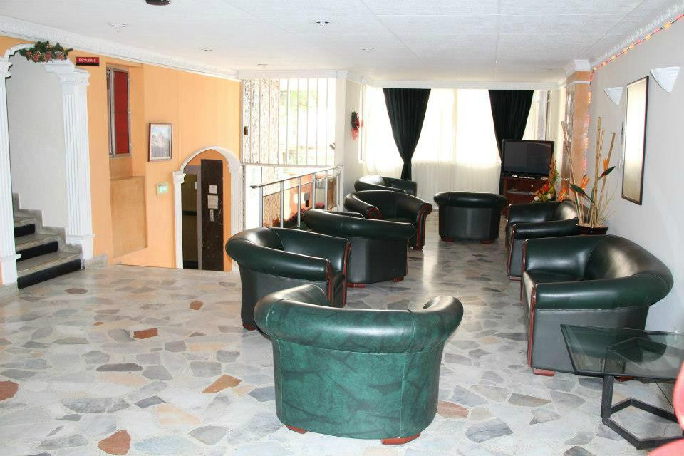 Hotel Dinastía Real主图