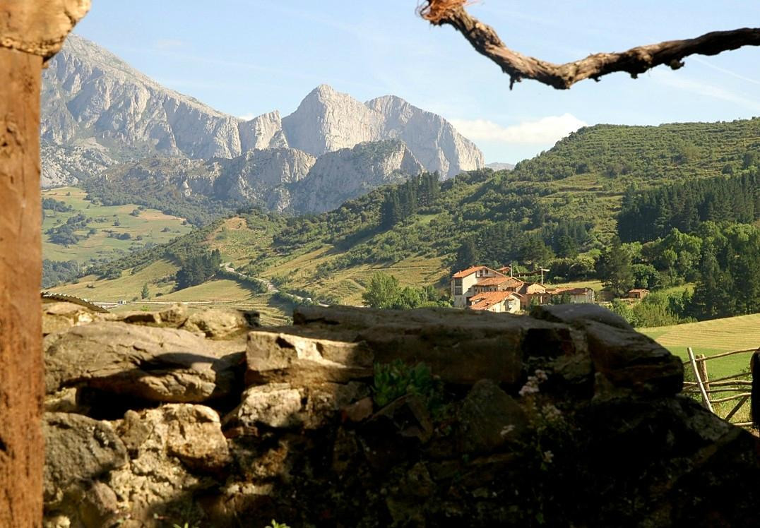 Casa Gustavo Holiday Accommodation in the Picos de Europa主图