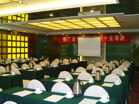 伊力特酒店(乌鲁木齐德汇万达广场和田二街店)主图