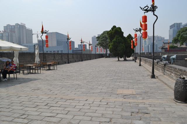 西安城墙-西安市必去景点