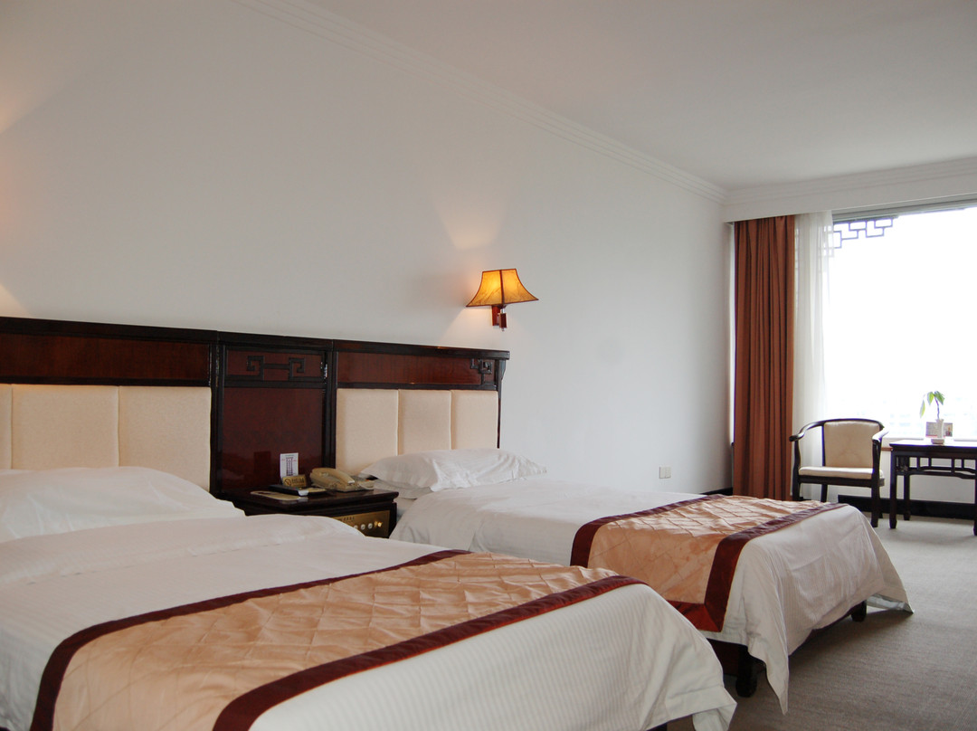 君豪大酒店主图